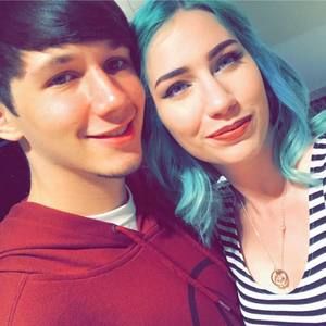 Meet your Posher, Kendra